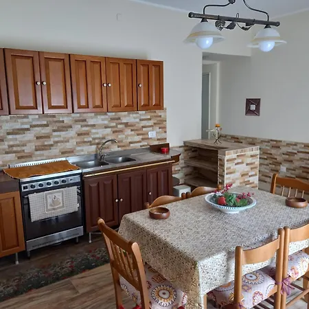 Casa Aleida * Джарре